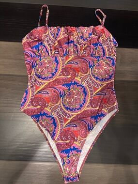 Multicolored snap bodysuit